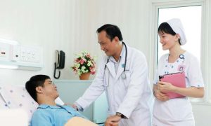 12 điều Y đức là lời nhắc nhở sâu sắc giúp mỗi cán bộ, nhân viên y tế luôn ý thức rõ trách nhiệm và nghĩa vụ của mình trong quá trình chăm sóc, bảo vệ sức khỏe người bệnh